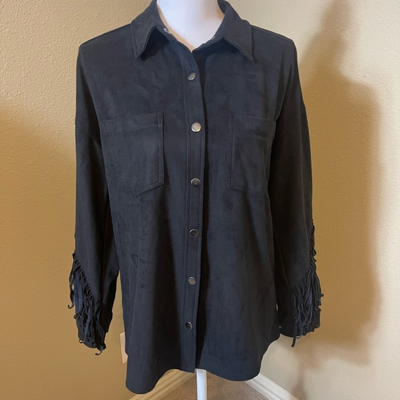 Velvet Heart Tops - Velvet Heart black suede like fringed blouse size medium